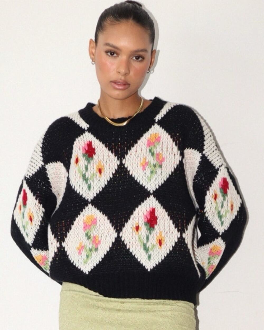 Klesis Argyle Floral Knit Sweater Navy White Diamond Pattern Pullover Small